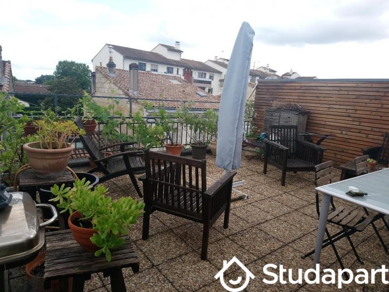 Chambre - 11 m² - 1 pièce