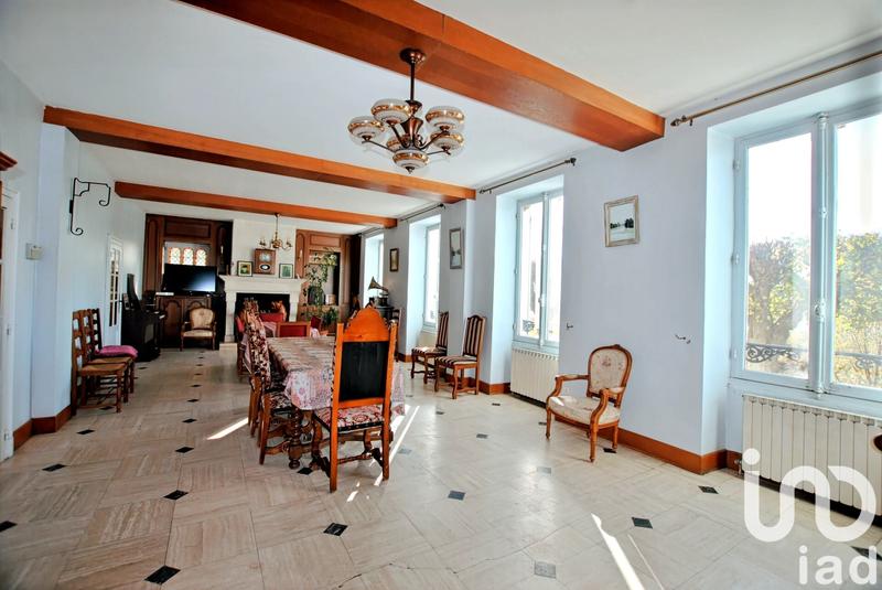 Maison - 435 m² - 15 pièces