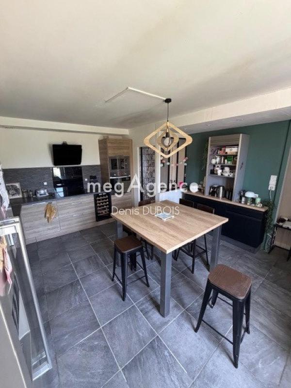 Maison en pierre - 140 m² - 6 pièces