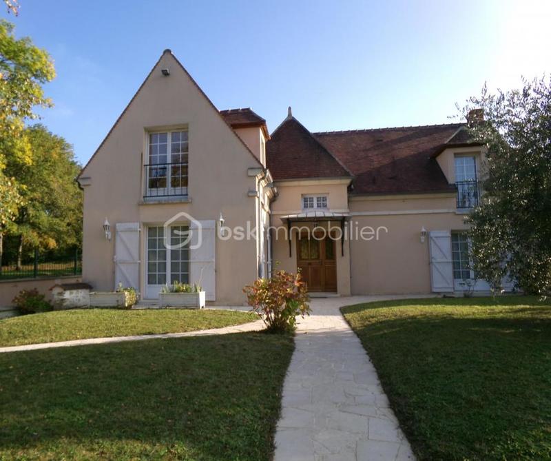 Maison - 175 m² - 7 pièces