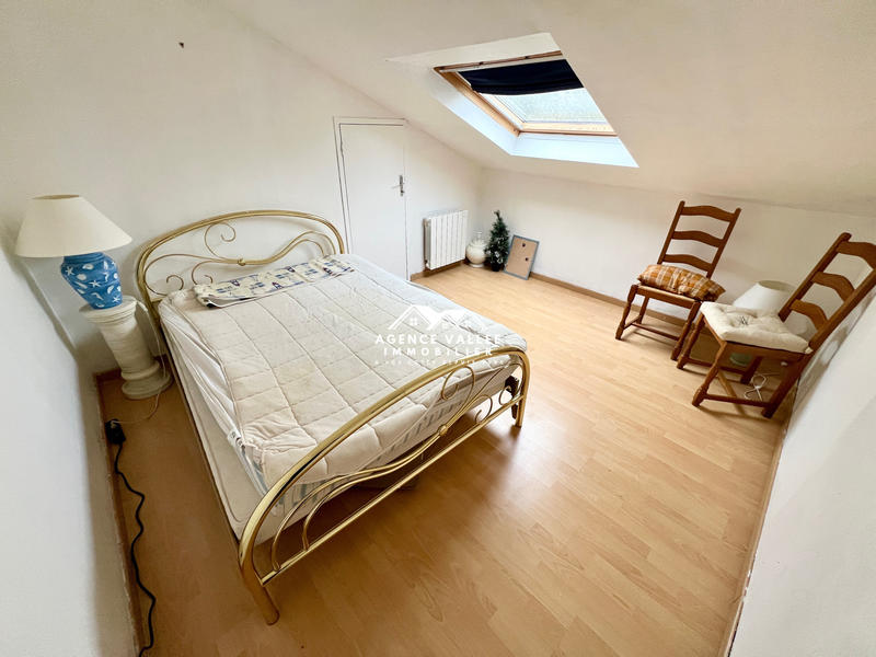 Maison - 137 m² - 8 pièces