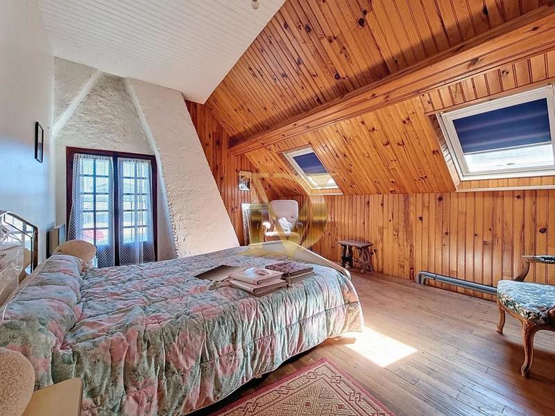 Longère - 191 m² - 7 pièces