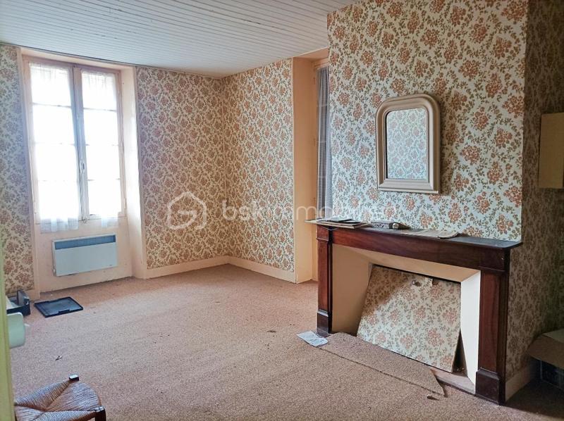 Maison - 240 m² - 6 pièces