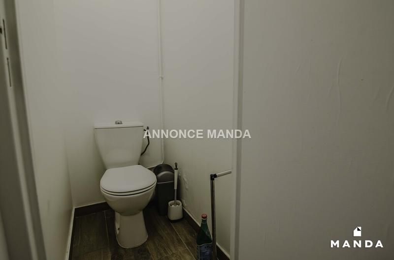 Chambre - 9 m² - 5 pièces