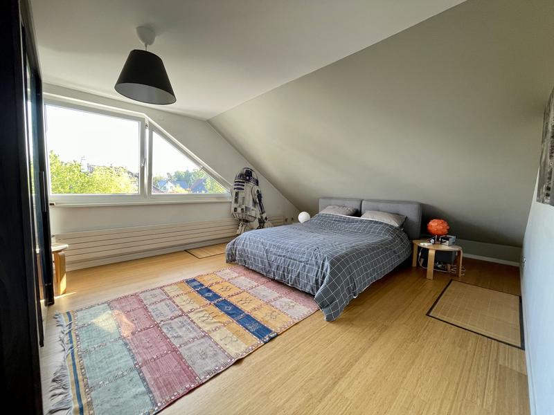 Maison contemporaine - 367 m² - 6 pièces