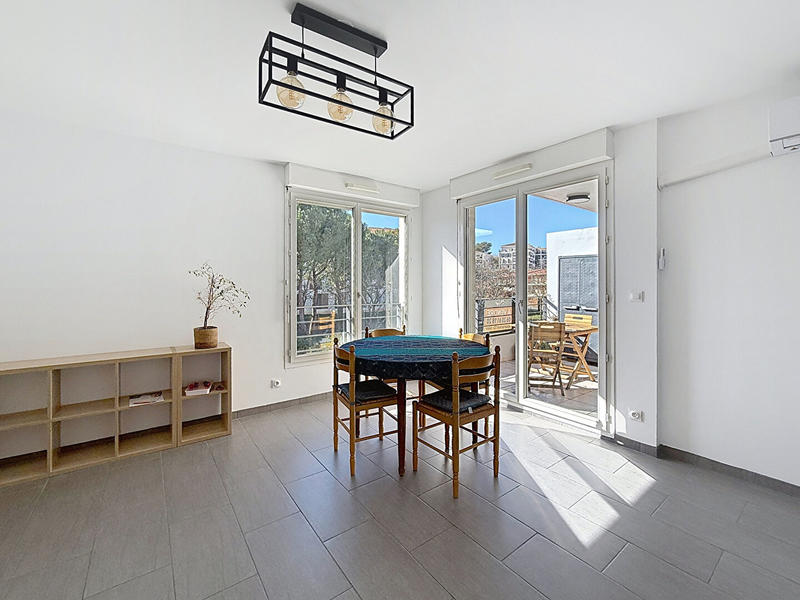 Appartement - 60 m² - 3 pièces