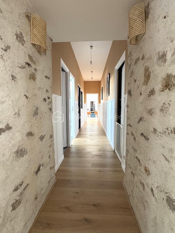 Maison en pierre - 240 m² - 8 pièces