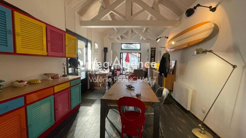 Maison - 92 m² - 5 pièces