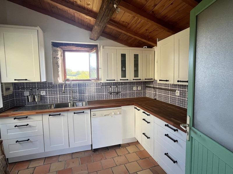 Propriété - 220 m² - 8 pièces