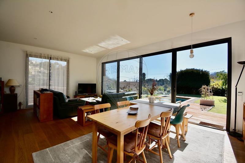 Maison - 160 m² - 5 pièces