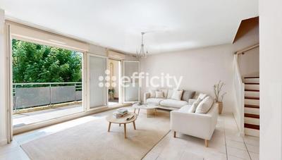 Appartement - 104 m² - 5 pièces