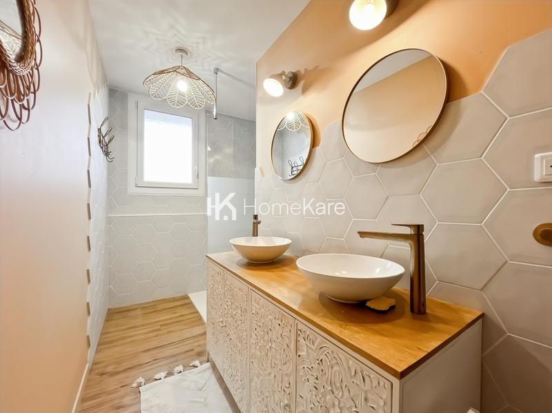 Maison - 130 m² - 5 pièces