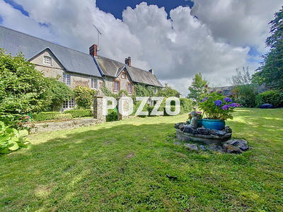 Maison - 400 m² - 13 pièces