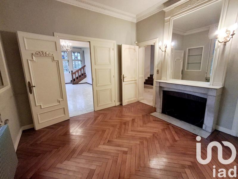 Maison de maîtres - 207 m² - 10 pièces