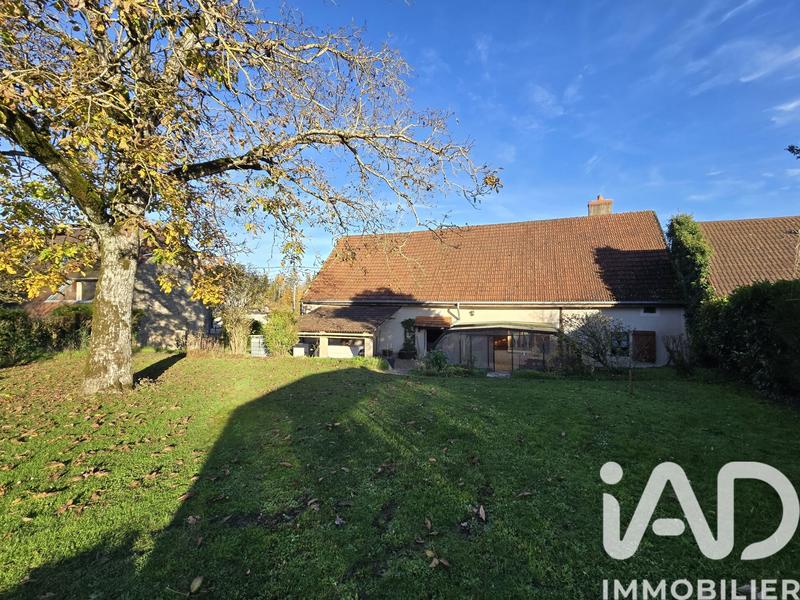 Maison de village - 93 m² - 5 pièces