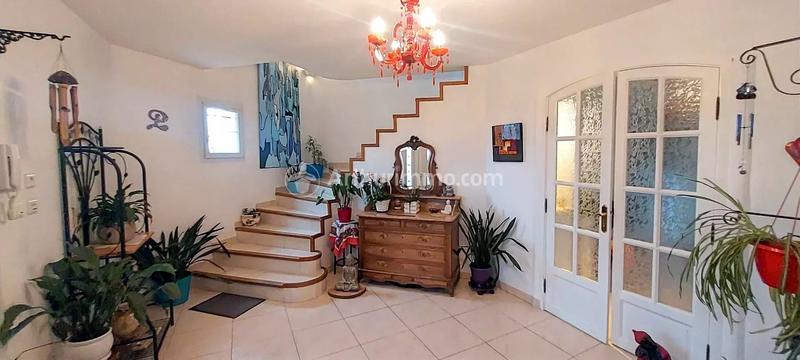 Maison - 273 m² - 8 pièces