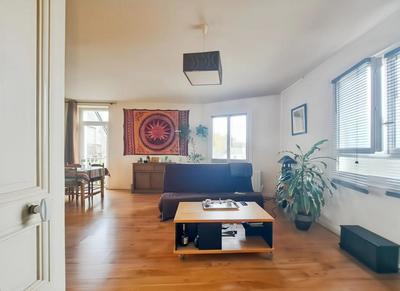 Appartement - 220 m² - 8 pièces