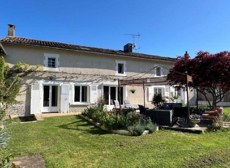 Maison - 185 m² - 5 pièces