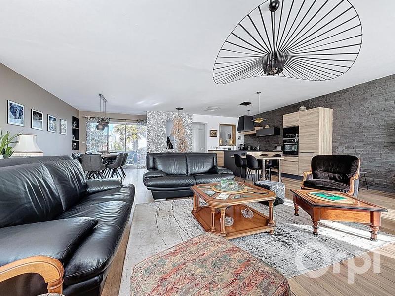 Maison - 199 m² - 4 pièces