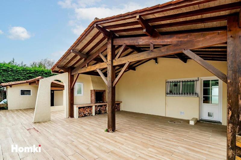 Maison - 140 m² - 5 pièces