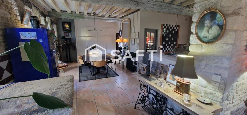 Maison - 362 m² - 7 pièces