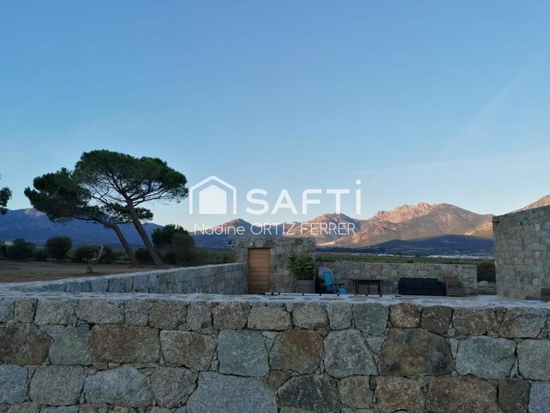 Maison - 170 m² - 5 pièces