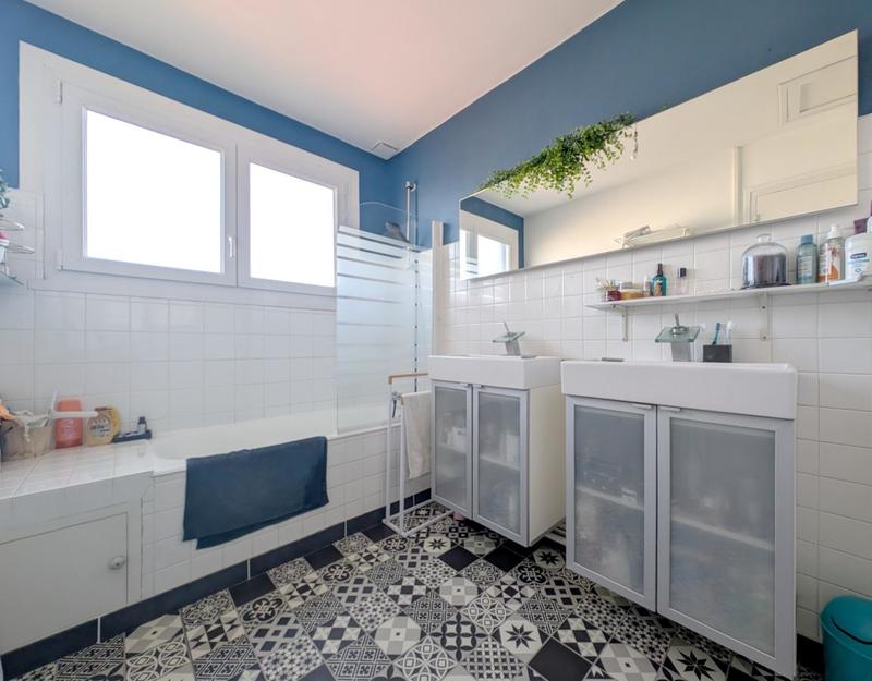 Maison - 124 m² - 5 pièces