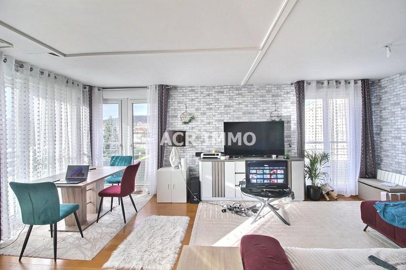 Duplex - 104 m² - 6 pièces