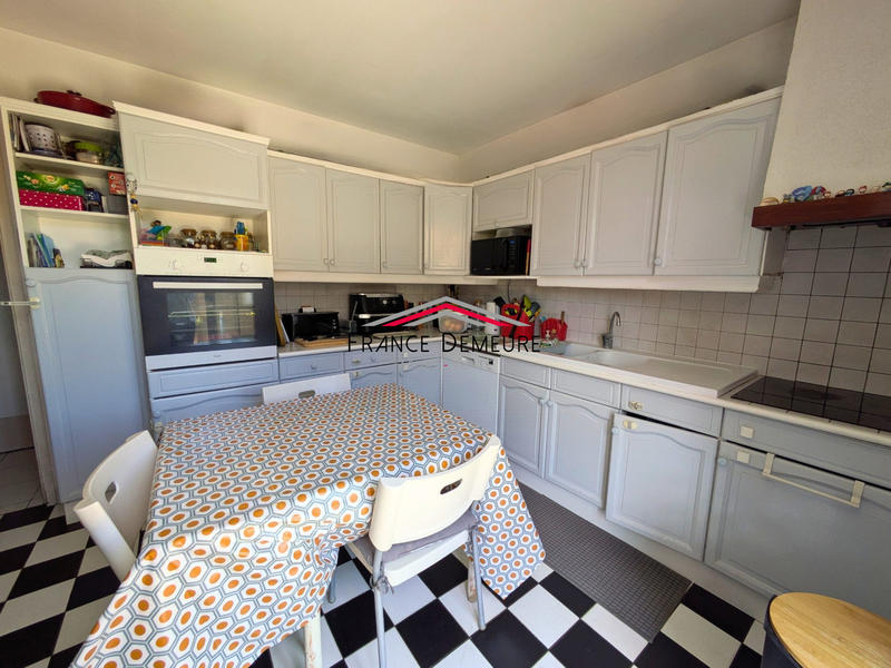 Maison - 100 m² - 6 pièces