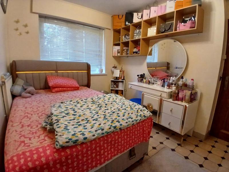 Maison - 260 m² - 9 pièces