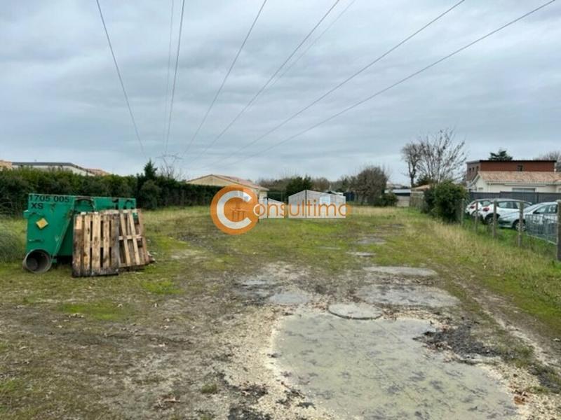 Local d'activité / Entrepôt - 200 m²