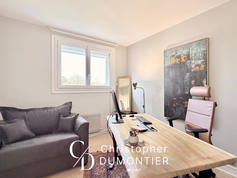 Maison - 172 m² - 9 pièces