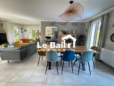 Maison - 150 m² - 7 pièces