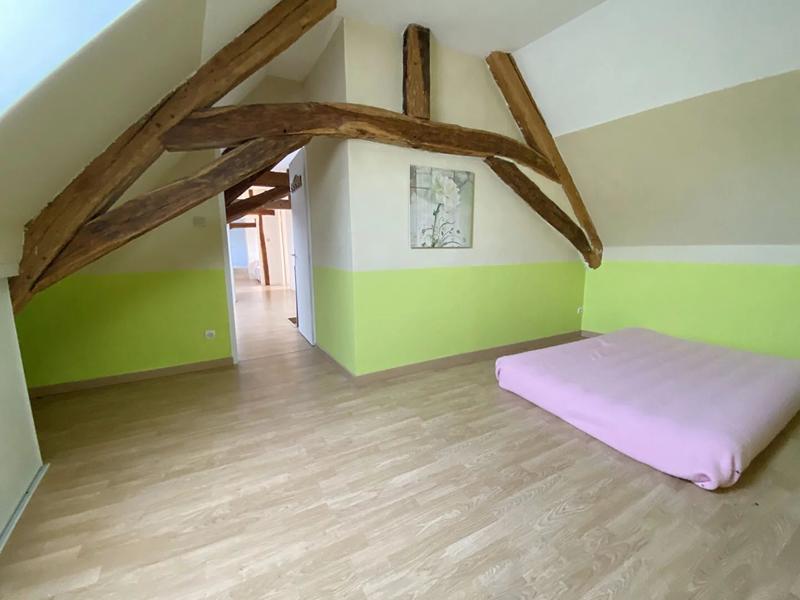 Maison - 181 m² - 5 pièces