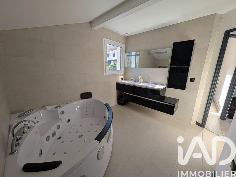 Maison de maîtres - 147 m² - 5 pièces