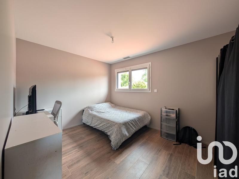 Maison - 237 m² - 8 pièces