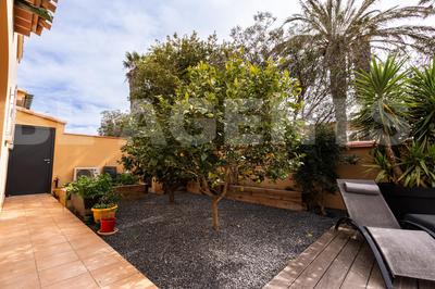 Maison - 291 m² - 10 pièces