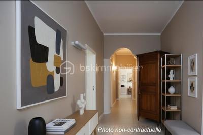 Maison de maîtres - 215 m² - 9 pièces