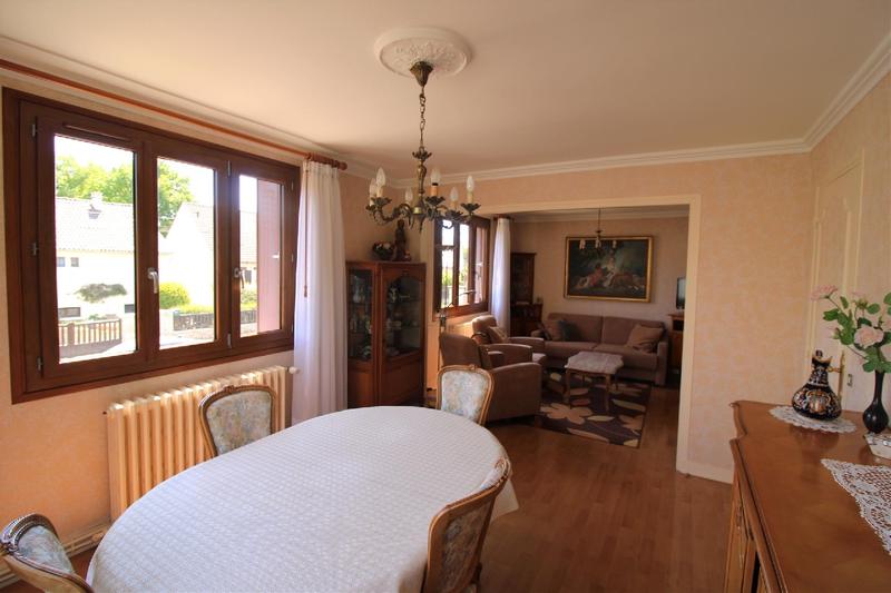 Maison - 102 m² - 5 pièces