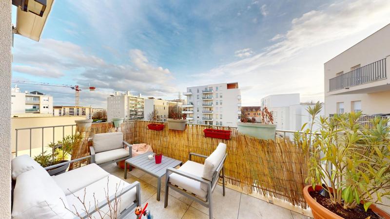 Appartement - 82 m² - 4 pièces