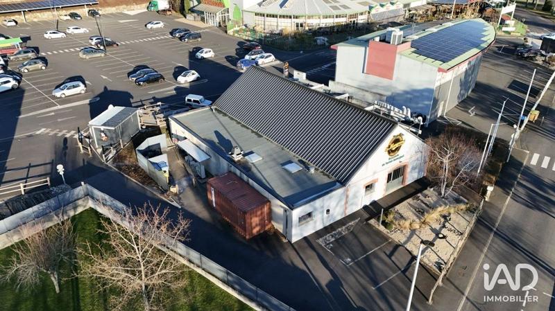 Local commercial - 348 m²