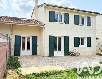 Maison - 125 m² - 7 pièces