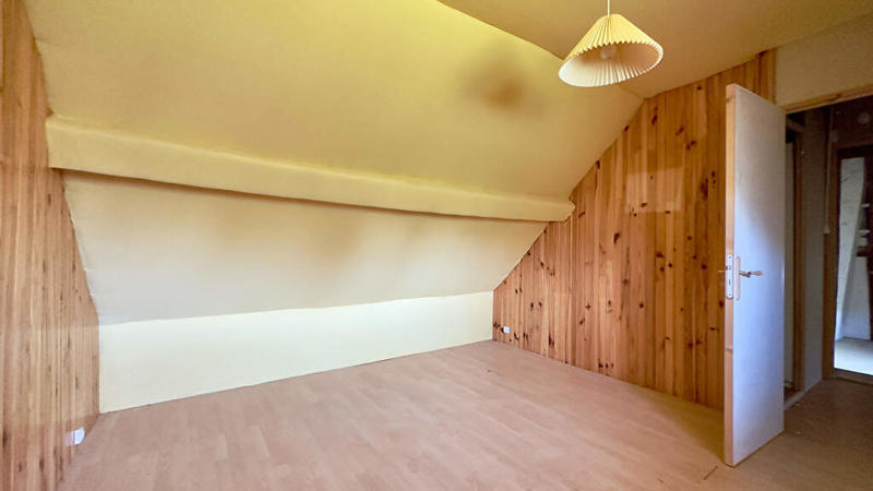 Maison - 231 m² - 15 pièces