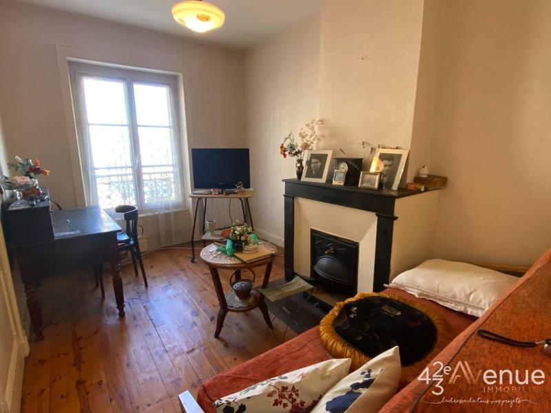 Immeuble - 162 m² - 12 pièces