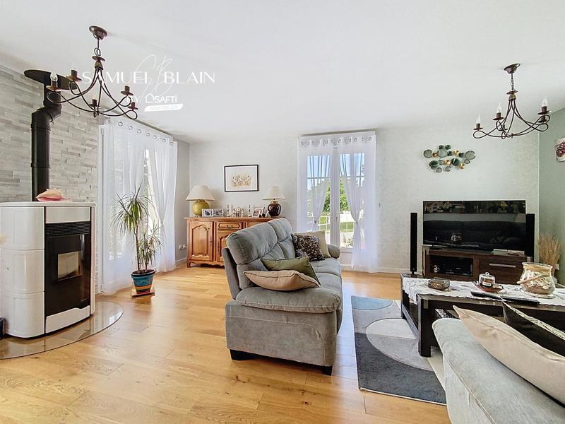 Maison - 170 m² - 7 pièces