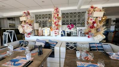 Local commercial - 300 m²