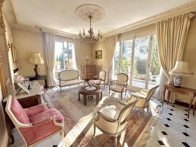 Villa - 194 m² - 6 pièces