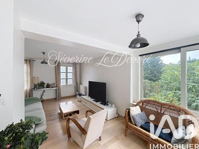 Maison - 131 m² - 8 pièces