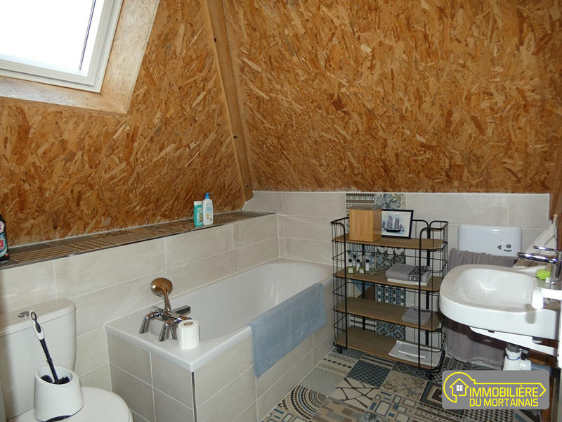 Maison - 137 m² - 4 pièces