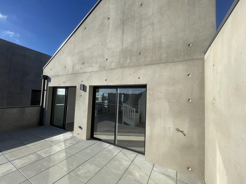 Appartement - 98 m² - 4 pièces